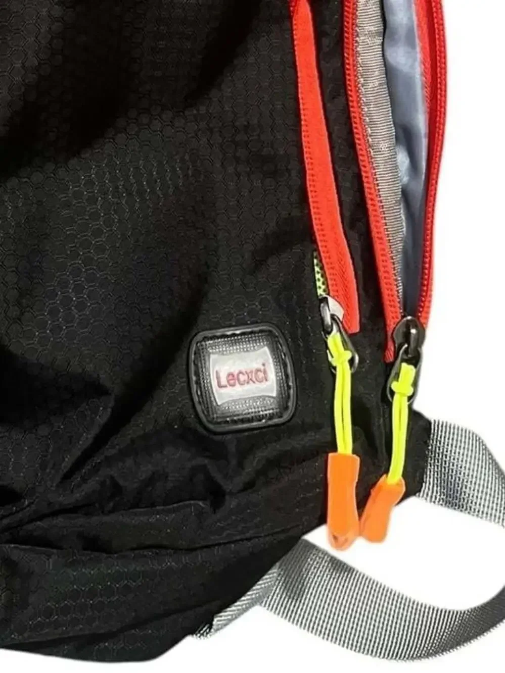 Lecxci back pack